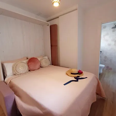 Marixa Room Nerja Esterno foto